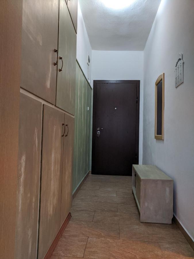 Midtown Place Apartment Doris 1 With Garage Plovdiv Exteriör bild